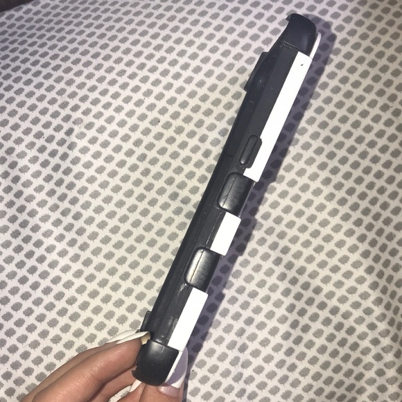 Galaxy 7 phone case. - Picture 3 of 3